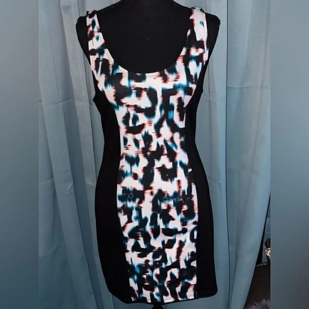 Euc Material Girl mini bodycon colorblock stretch with cross straps sz M